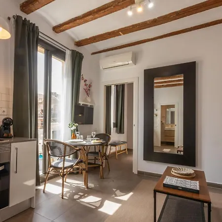 Almirall 42 アパート バルセロナ